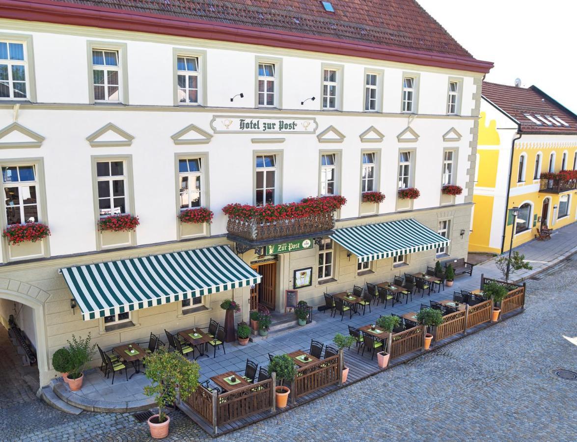 Zur Post Hotel 3*