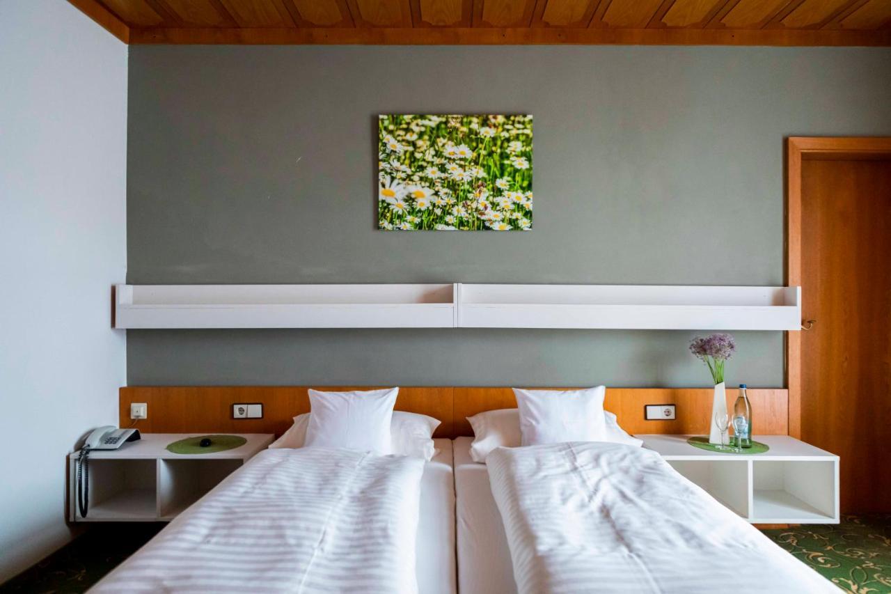 Zur Post Hotel 3*
