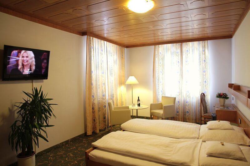 Hotel Zur Post 3*